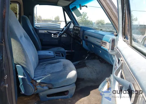 1989 Chevrolet Blazer V10 from USA, damaged, VIN 1GNEV18K8KF122485